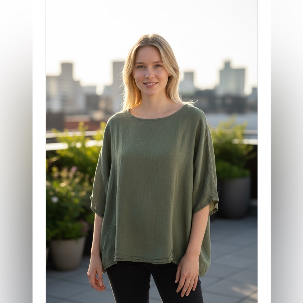 OLIVE GREEN OVERSIZED TOP